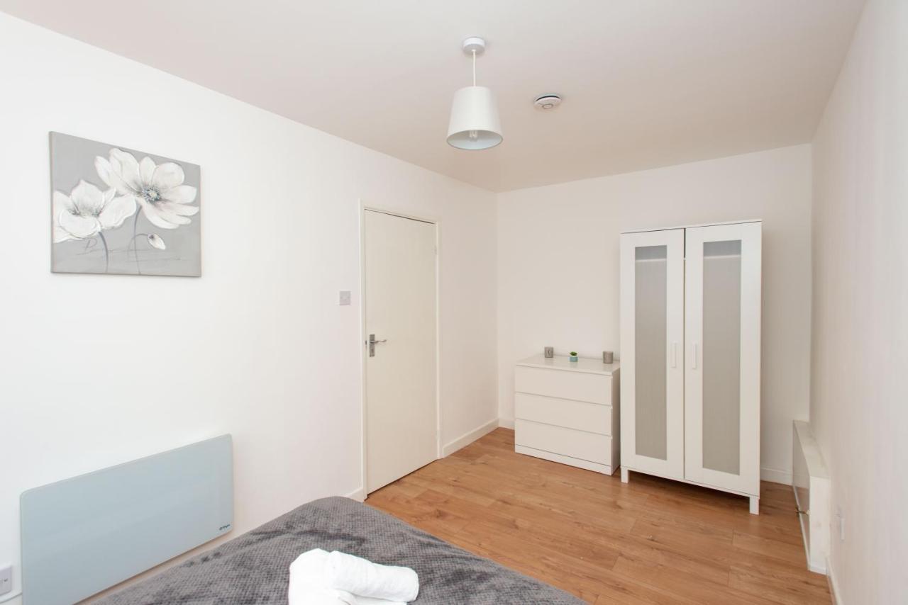 Stunning Four Bedroom House Close To Excel, O2 & Central London With Free Parking Exterior photo